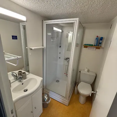 Duplex Rénové Dans Résidence Privé Proche De Toutes Commodités Place De Parking Inclu Apartamento La Bourboule