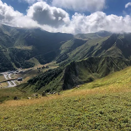 Duplex Renove Dans Prive Proche De Toutes Commodites Place De Parking Inclu 아파트 라루브불