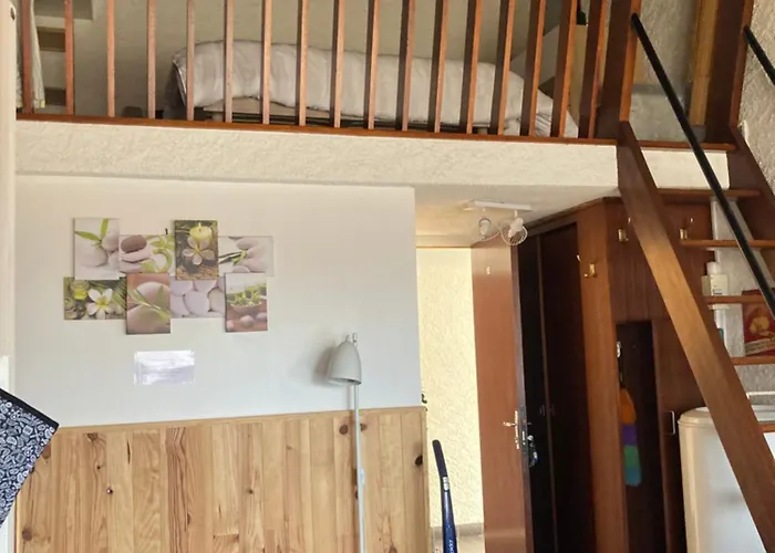 Duplex Renove Dans Prive Proche De Toutes Commodites Place De Parking Inclu 아파트 *