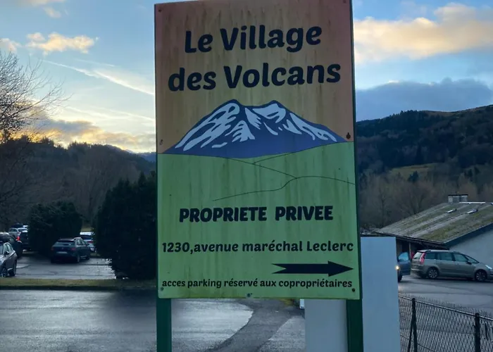 Duplex Renove Dans Prive Proche De Toutes Commodites Place De Parking Inclu 라루브불